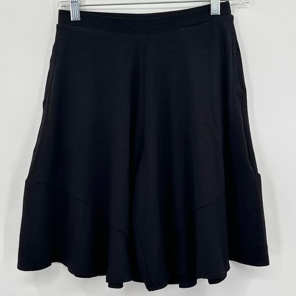 LOGO by Lori Goldstein Wide Leg Ruffle Black Shorts Womens Size 2XS XXS Jersey - Picture 1 of 6